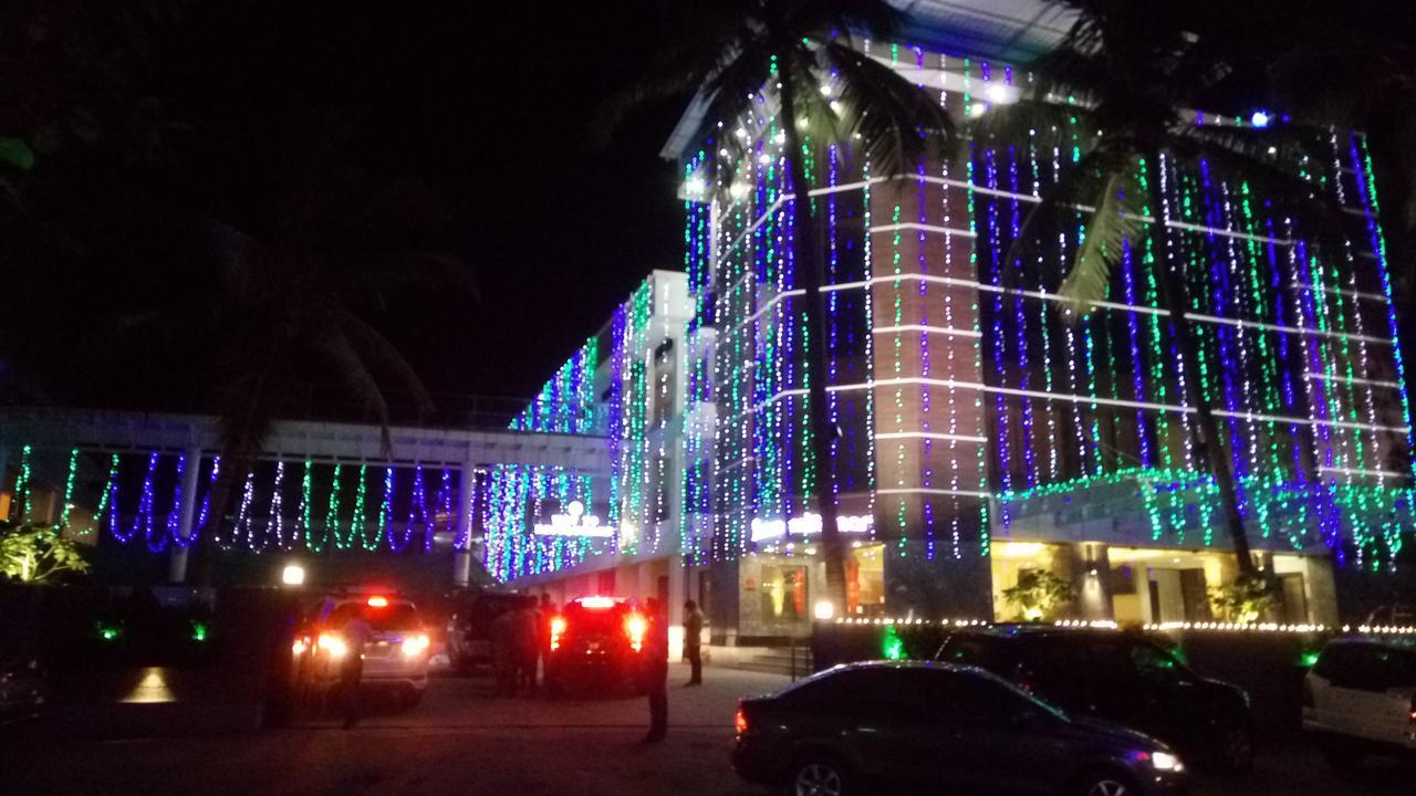 Hotel Miramar Daman Exterior photo